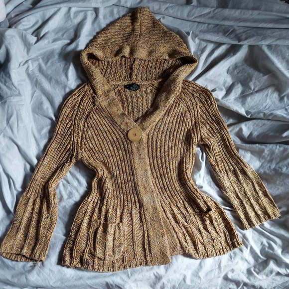 BCBGMaxAzria Sweaters - Y2k BCBGMAXAZRIA Knitted Sweater Cardigan